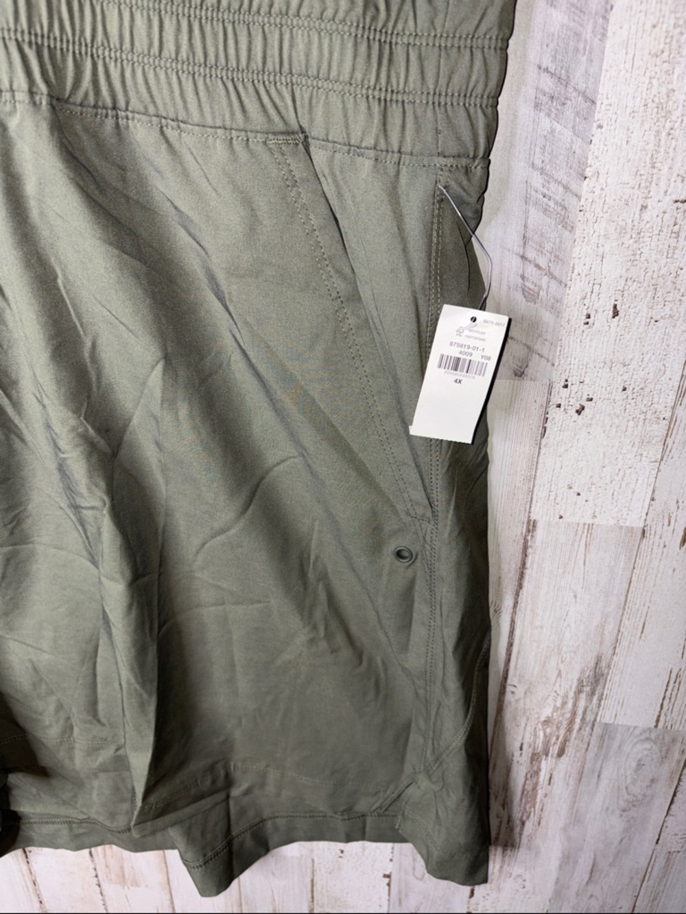 Old Navy Strechtech Active Dry Quick Shorts Size 4X NWT - Picture 2 of 12